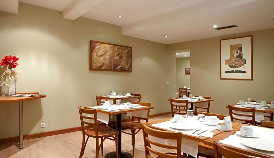 Ateneo Puerta del Sol