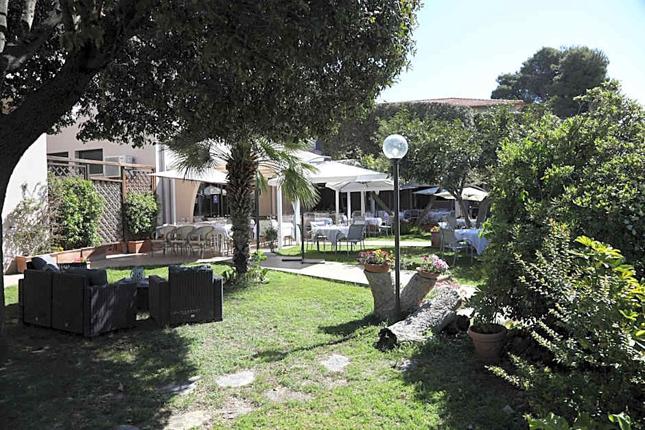 HOTEL VULCI