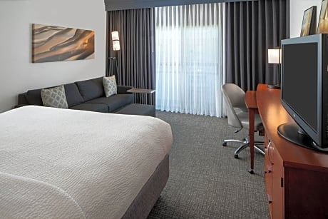 Room, 1 King Bed with Sofa bed (1 King Bed and 1 Double Sofa Bed)
