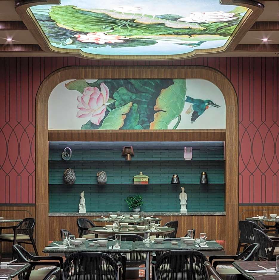 Fili Hotel at Nustar Cebu