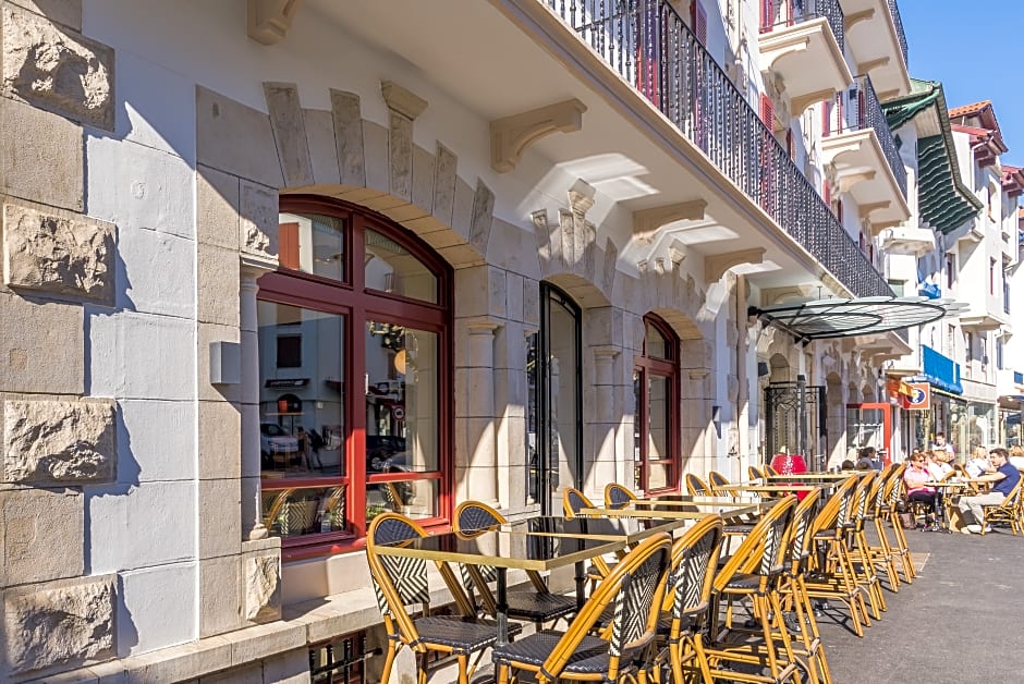 MADISON Saint Jean de Luz - Handwritten Collection