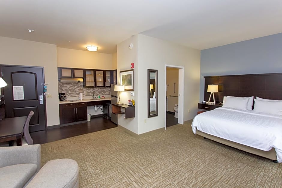 Staybridge Suites Bowling Green By IHG