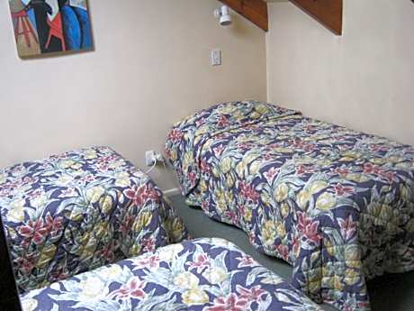 Two-Bedroom Apartment - Split Level