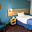 Days Inn by Wyndham Pratt