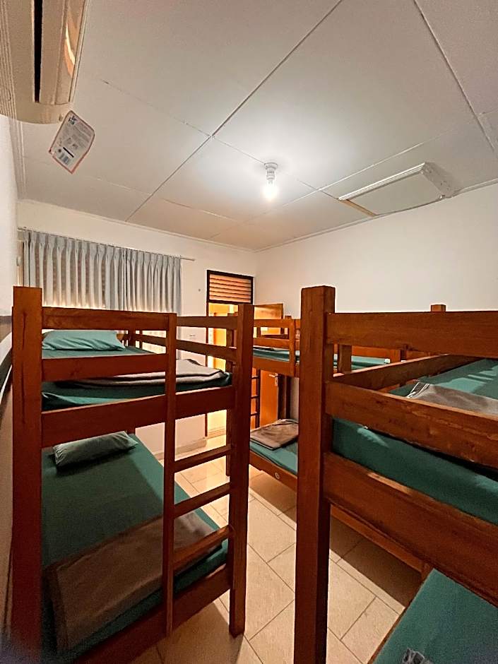 Wijaya Hostel – Denpasar, BALI