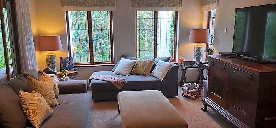 Cybele Lodge Boutique Bed and Breakfast