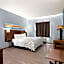 HomeTowne Studios by Red Roof East Lansing - Okemos