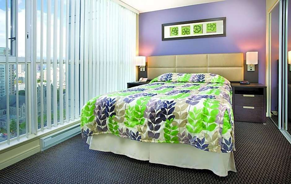 WorldMark Vancouver - The Canadian