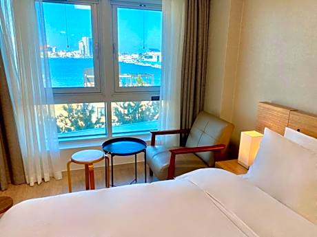 Prime Double Room with Lake View