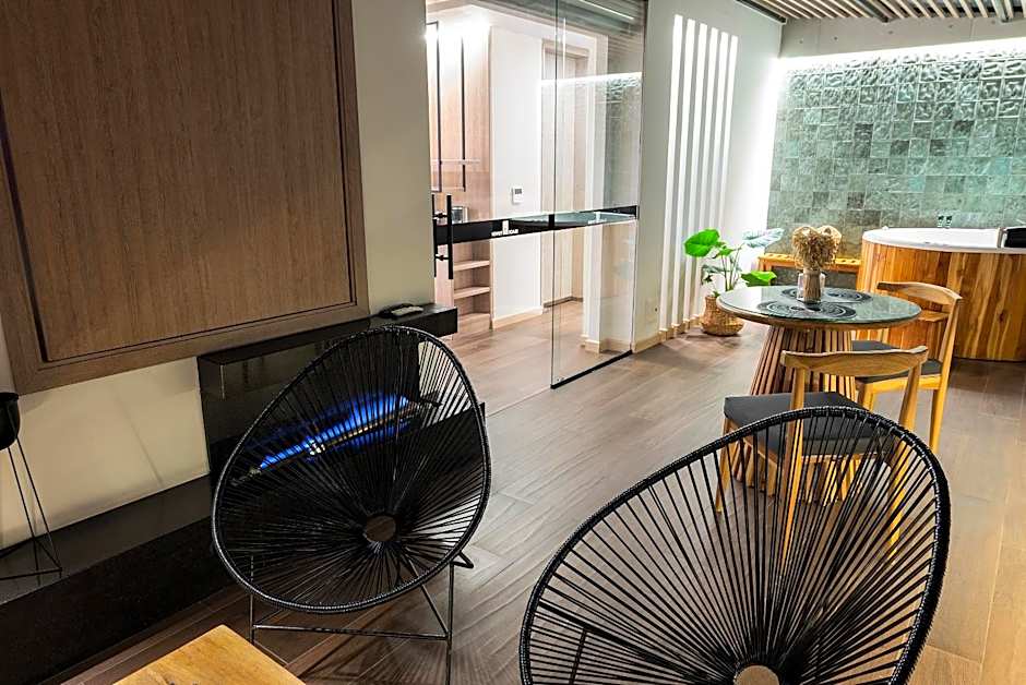 Hotel Black Tower Premium