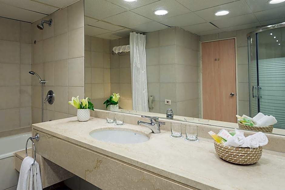 Leonardo Club Hotel Dead Sea - All Inclusive