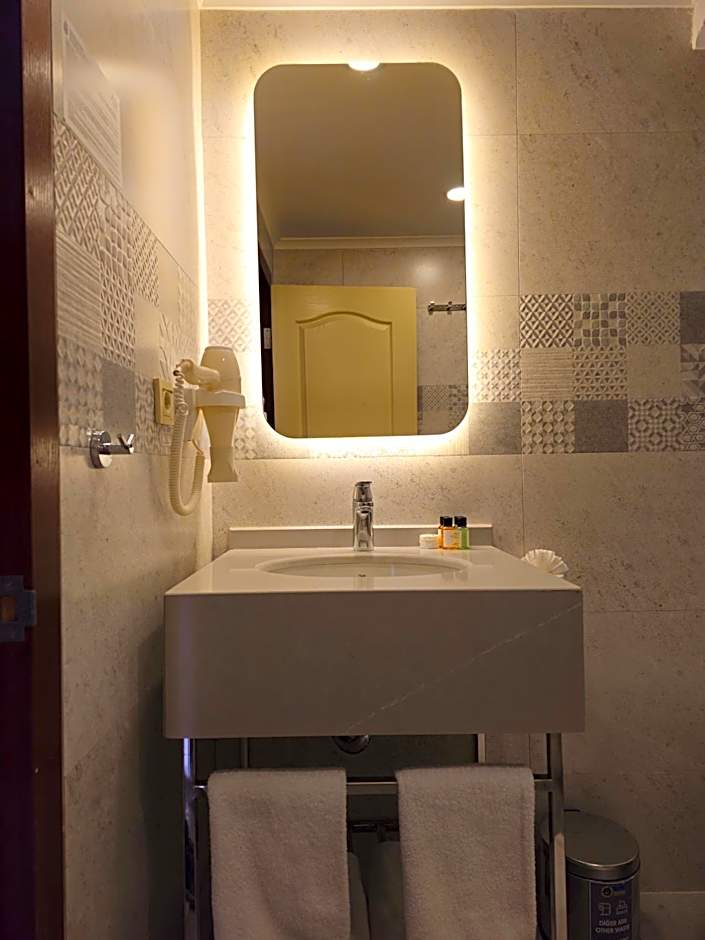 May Flower Apart Hotel