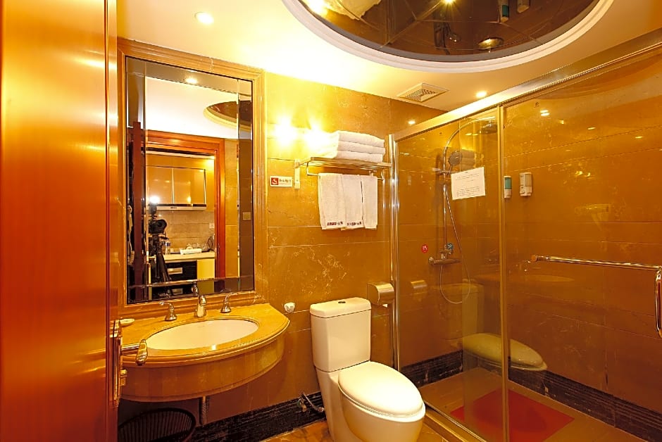 Louidon Mega Apartment Hotel Of Kam Rueng Plaza