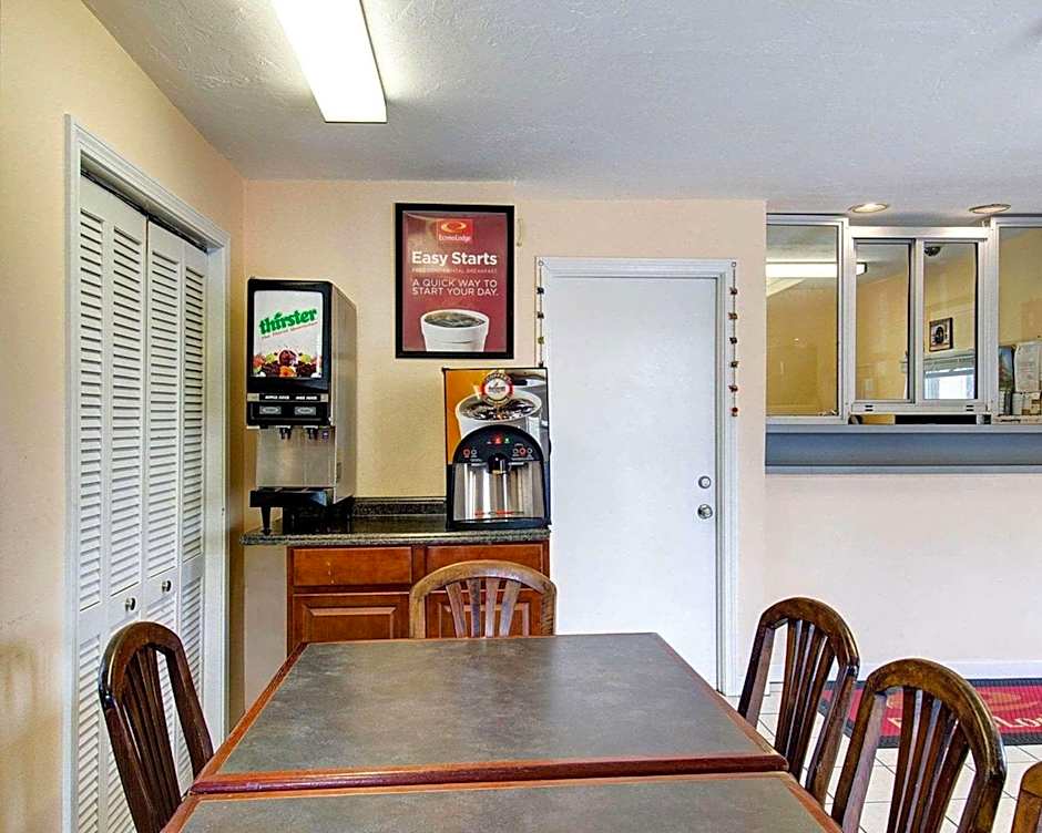 Econo Lodge Sharon - Foxborough