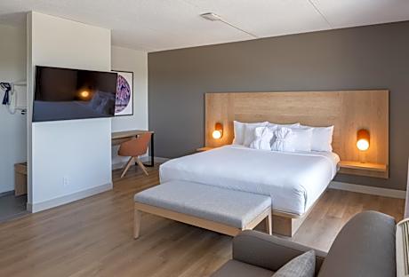 Norwood Hotel