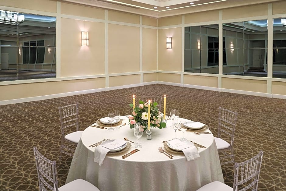 The Bristol Panama, a Registry Collection Hotel