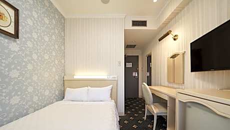 Double Room with Small Double Bed - Non-Smoking