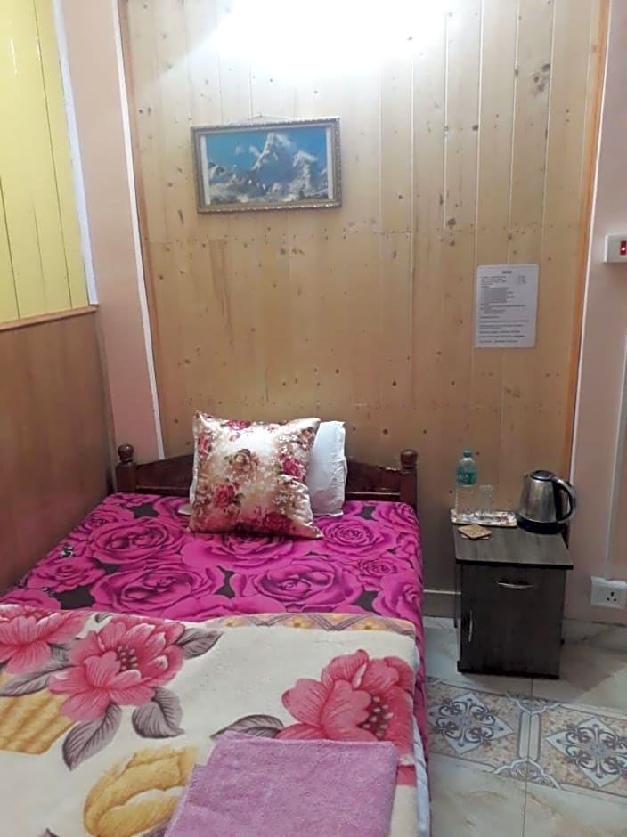 Goroomgo Smriya Homestay Darjeeling