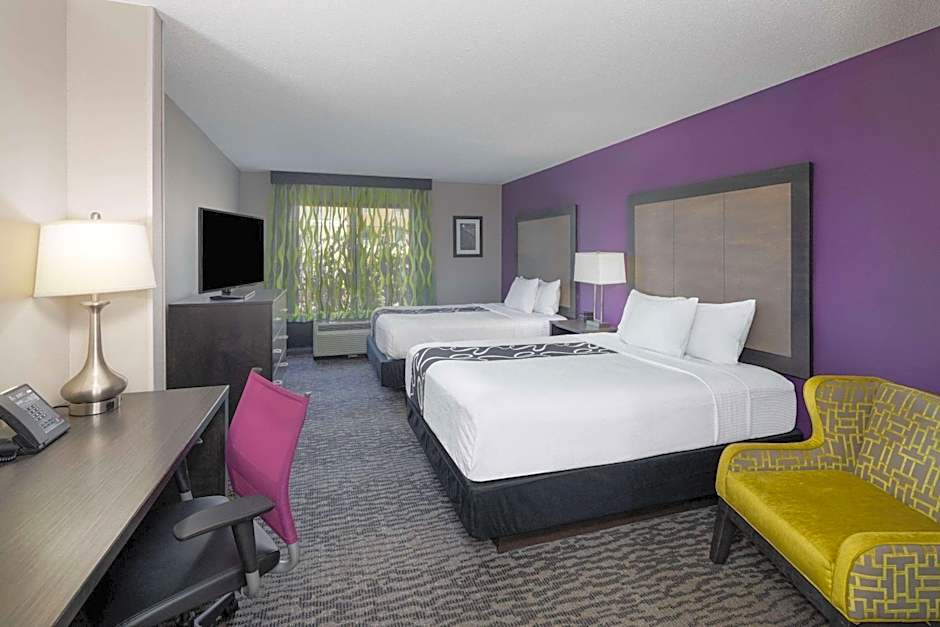 Photo 1 of 6 of 2 Queen Beds, Accessible