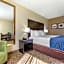 Comfort Inn & Suites Surprise Near Sun City West