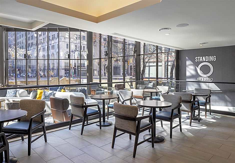 DoubleTree by Hilton - Philadelphia Center City