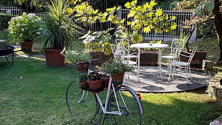 Bed & Breakfast Gli Oleandri