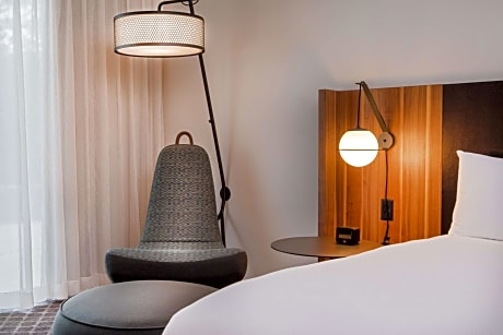 King Room - Accessible/Non-Smoking