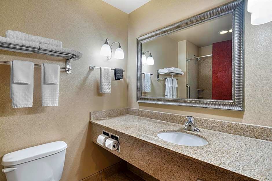 Best Western Shelby Inn & Suites