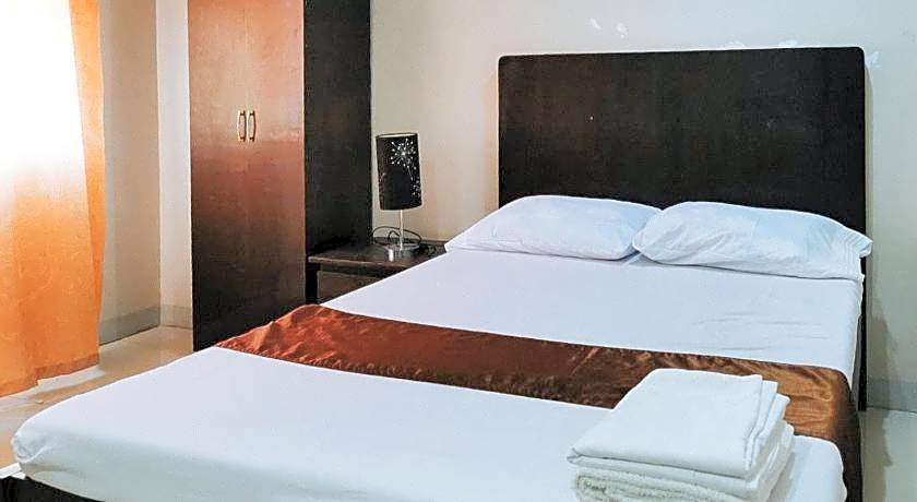 RedDoorz Segra Square Pension House