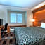 Days Inn & Suites by Wyndham Antioch