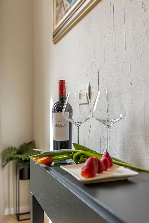 Leonis Restaurant & Rooms