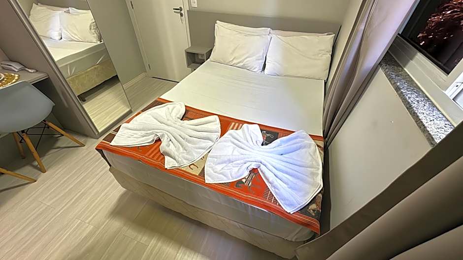 4- Studio para casal. Ótima Localização