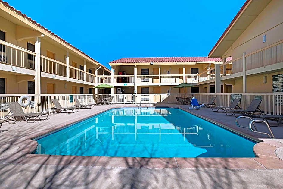 La Quinta Inn & Suites by Wyndham El Paso Lomaland