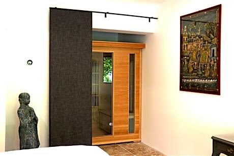 King Room with Spa Bath