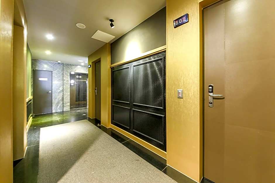 Ever Tourist Hotel