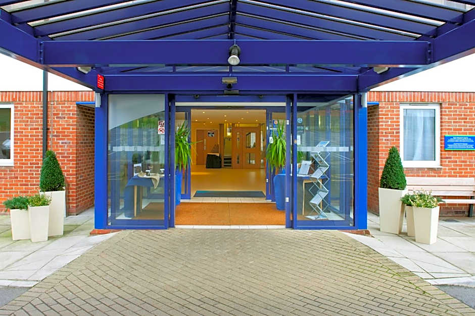 Holiday Inn Express Canterbury By IHG