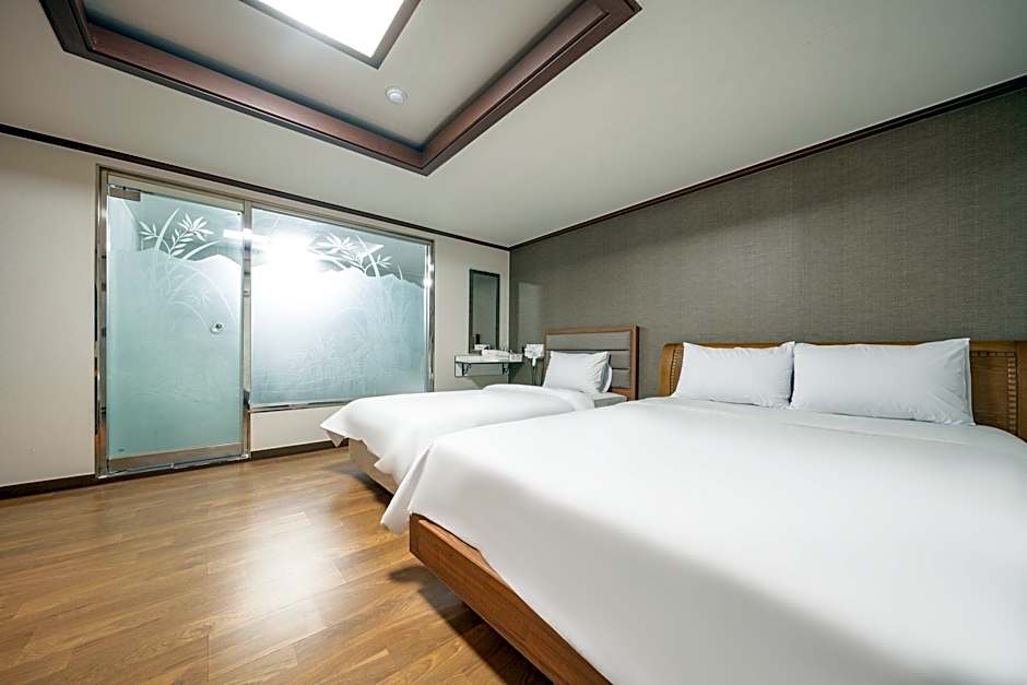 Buantreehotel Blackhouse