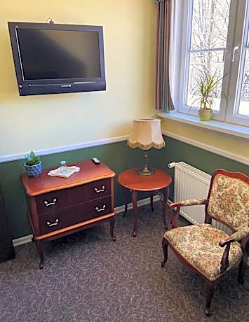 Apartment (4 Adults)
