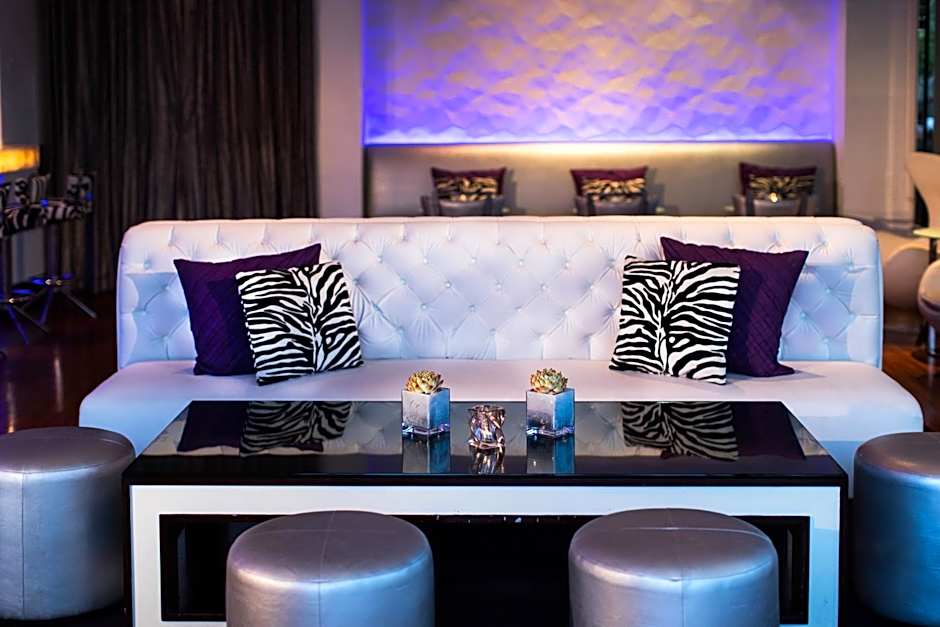 Avenue of the Arts Costa Mesa, a Tribute Portfolio Hotel