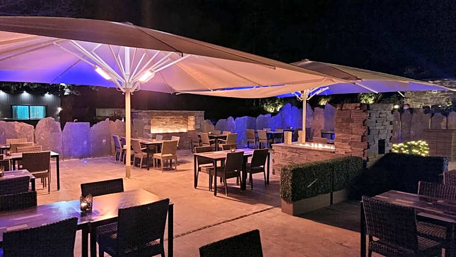 Aberdunant Hall Country Hotel