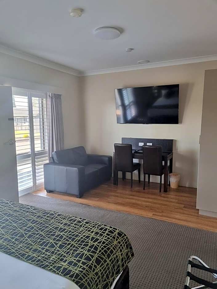 Australian Homestead Motor Lodge