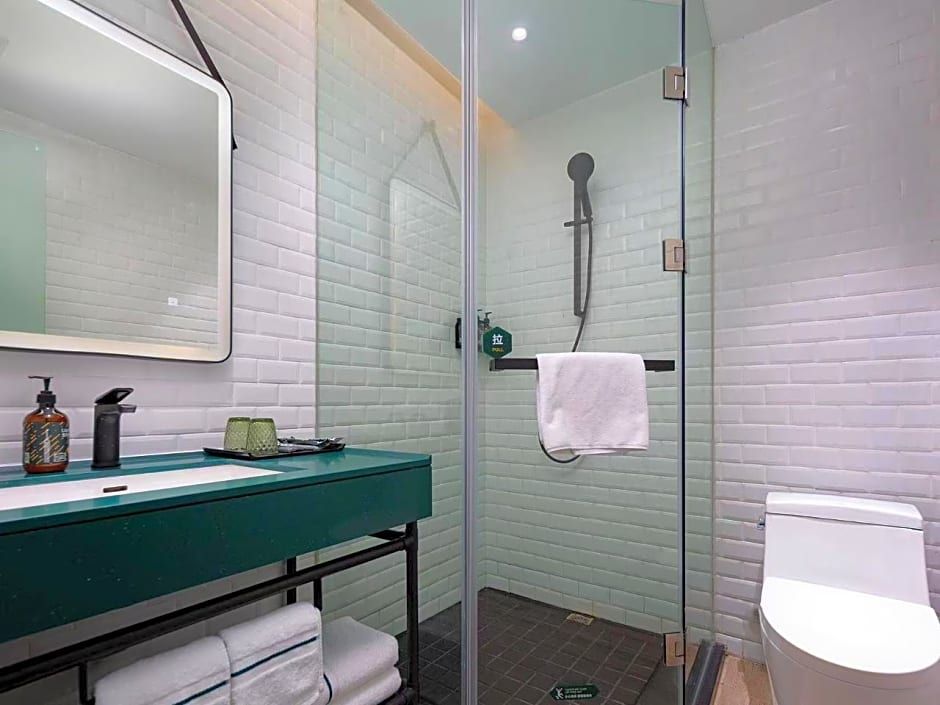 City Comfort Premier Hotel Wuhan Chuhehan Street Hongshan Road Metro Station