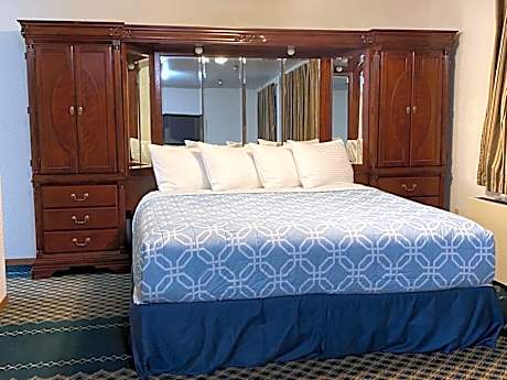 King Room with Private Bathroom