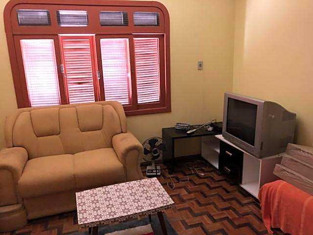 Bela casa, com internet, piscina e churrasqueira para descansar e desfrutar, dias de paz