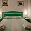 Hotel Sandalyon