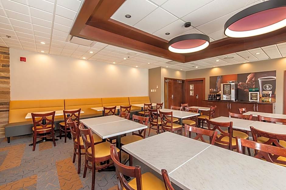 Quality Inn & Suites Val D'Or