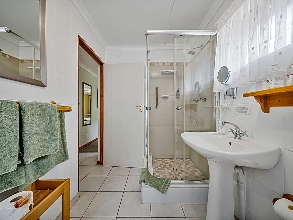 Pumula Lodge 4 Star Guesthouse Knysna