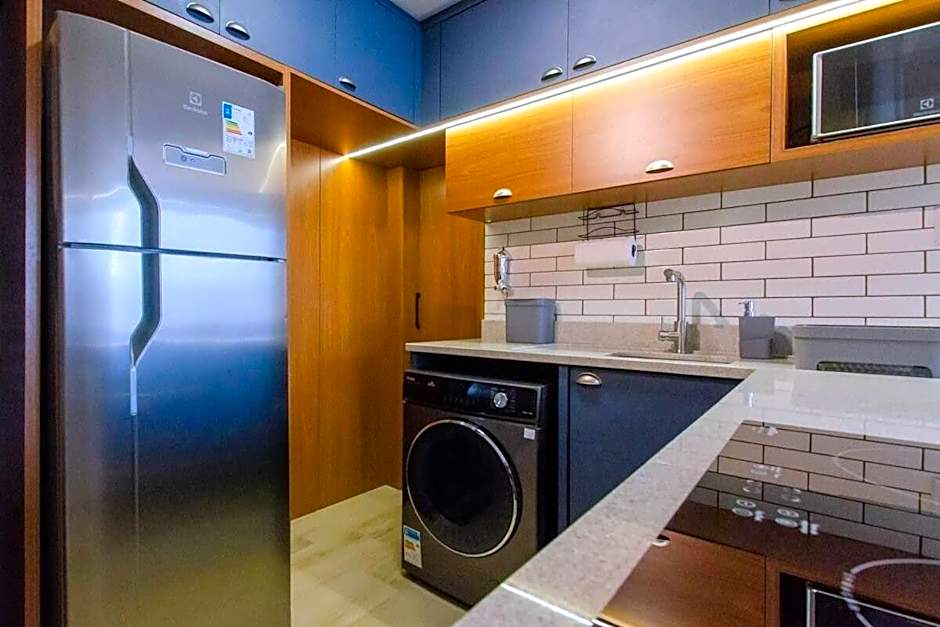 EA33- Apto estiloso e moderno no centro de Floripa