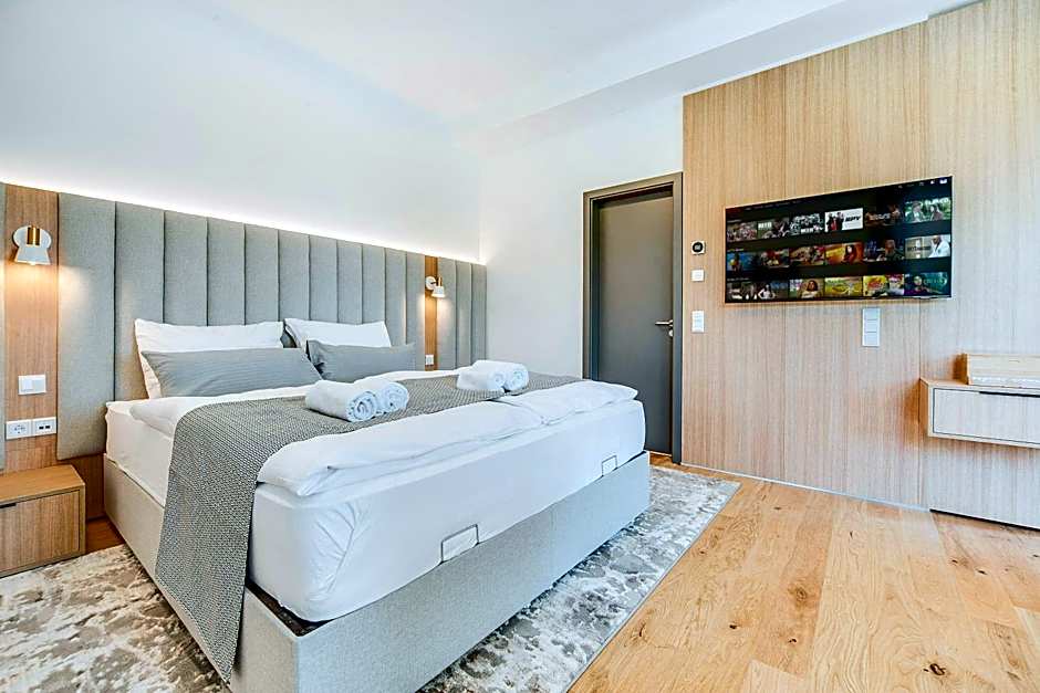 BRIGHT: Rosenheim Aicherpark