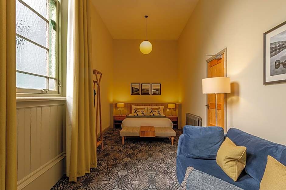 Riva Boutique Hotel